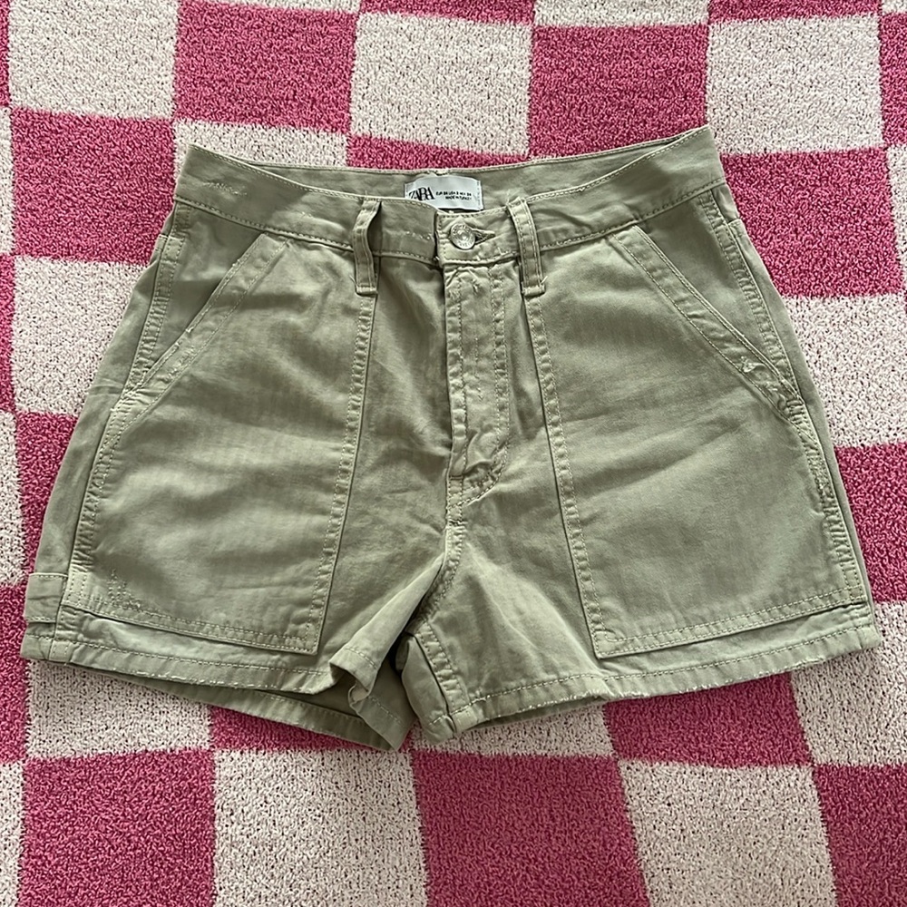 Zara High Rise Cargo Shorts